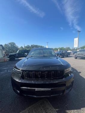 2021 Jeep Grand Cherokee L Laredo