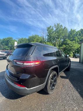 2021 Jeep Grand Cherokee L Laredo