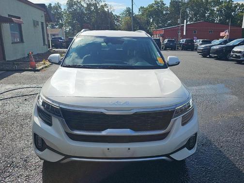 2023 Kia Seltos SX