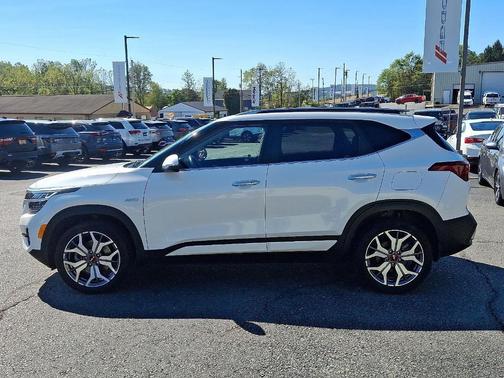 2023 Kia Seltos SX