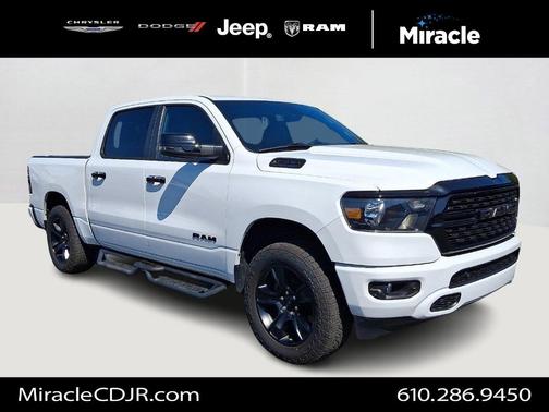 Bright White Clearcoat 2023 RAM 1500 Big Horn