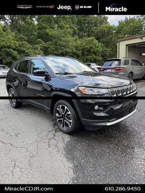 Diamond Black 2022 Jeep Compass Limited