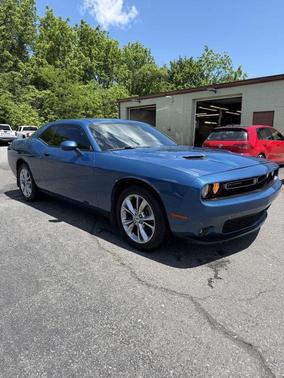 Frostbite 2021 Dodge Challenger SXT