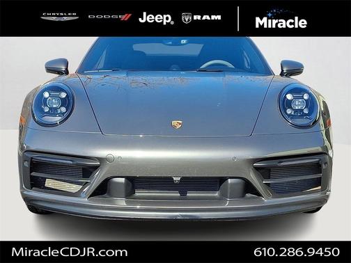 2022 Porsche 911 Carrera 4 GTS
