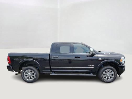 Diamond Black 2023 RAM 2500 Limited