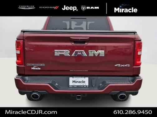 Delmonico Red Pearlcoat 2025 RAM 1500 Big Horn