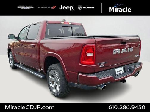 Delmonico Red Pearlcoat 2025 RAM 1500 Big Horn