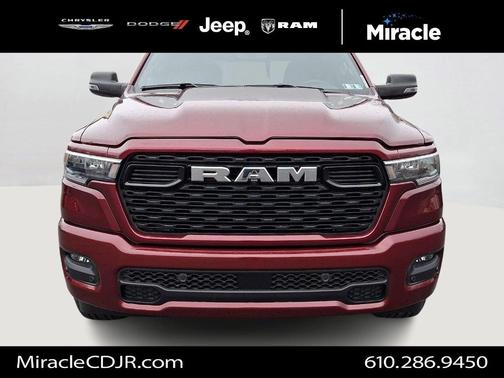 Delmonico Red Pearlcoat 2025 RAM 1500 Big Horn
