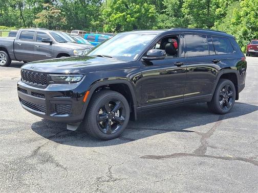 2025 Jeep Grand Cherokee L Laredo
