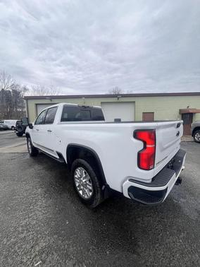 2024 Chevrolet Silverado 3500 High Country