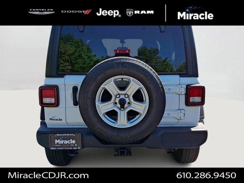 Bright White Clearcoat 2022 Jeep Wrangler Unlimited Sport
