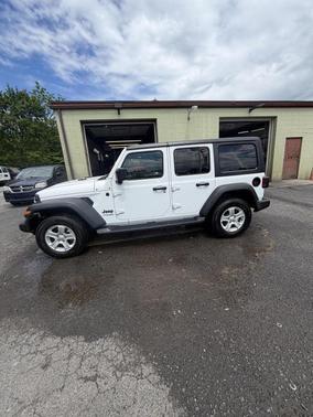 Bright White Clearcoat 2022 Jeep Wrangler Unlimited Sport
