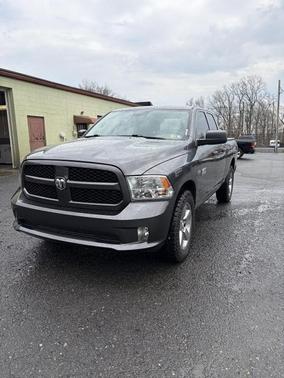 Granite Crystal Clearcoat Metallic 2018 RAM 1500 Express