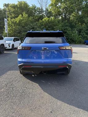Reef Blue Metallic 2026 Chevrolet Equinox RS
