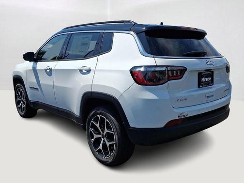 Bright White Clearcoat 2026 Jeep Compass Limited