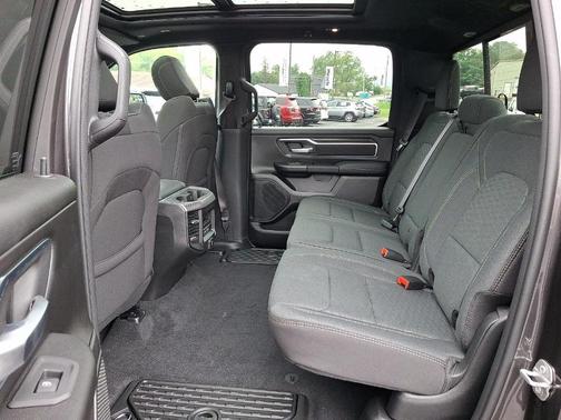 Granite Crystal Clearcoat Metallic 2026 RAM 1500 Big Horn