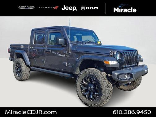 2022 Jeep Gladiator Sport