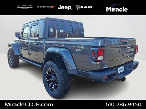 2022 Jeep Gladiator Sport