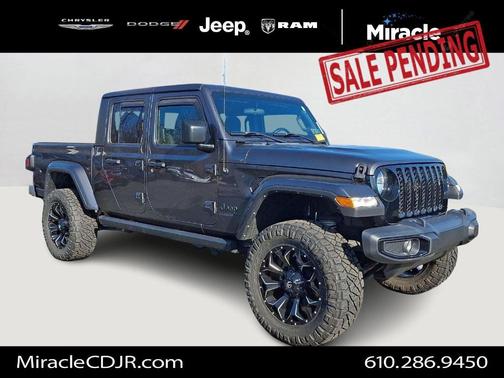 2022 Jeep Gladiator Sport