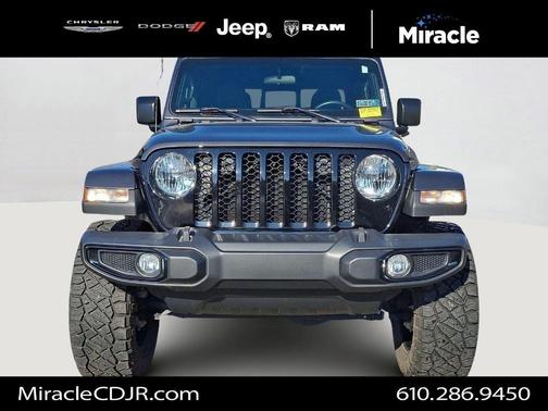 2022 Jeep Gladiator Sport