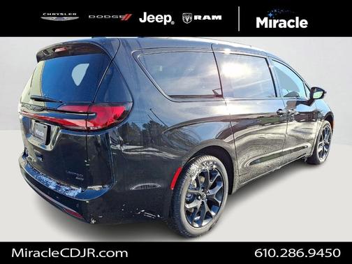 2026 Chrysler Pacifica Limited