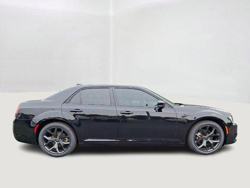 Gloss Black 2023 Chrysler 300 S