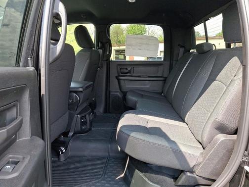 Diamond Black 2026 RAM 2500 Black Express