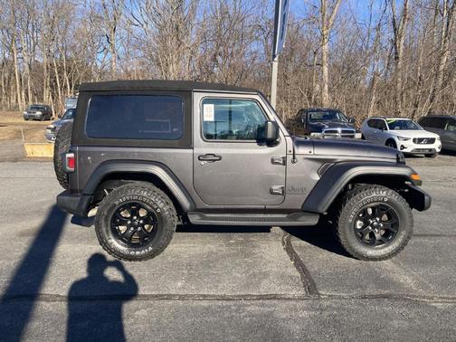 2021 Jeep Wrangler Sport