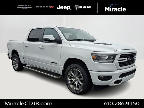 Bright White Clearcoat 2023 RAM 1500 Laramie