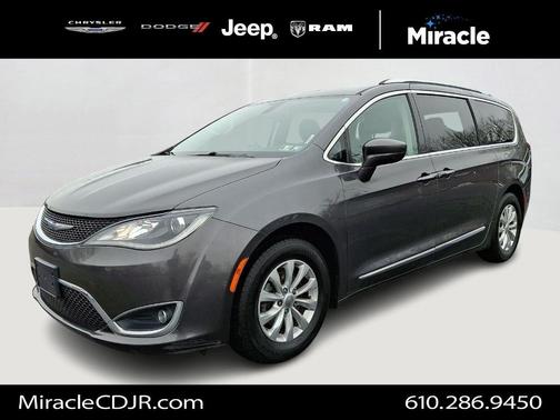 2018 Chrysler Pacifica Touring-L