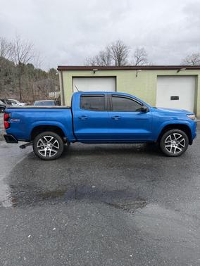 Glacier Blue Metallic 2023 Chevrolet Colorado Z71