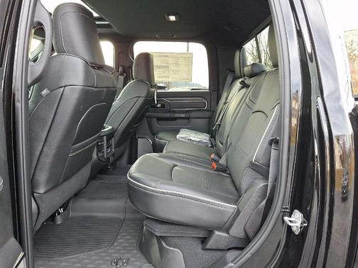 2025 RAM 2500 Rebel/Power Wagon