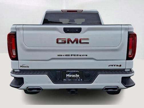 Summit White 2025 GMC Sierra 1500 AT4