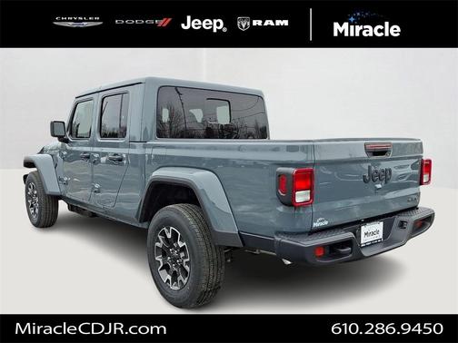 2026 Jeep Gladiator Sport