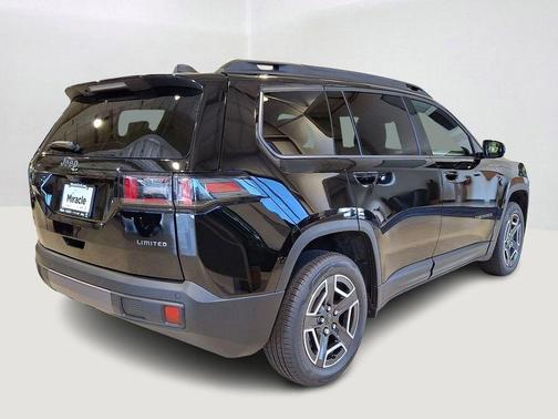 Diamond Black 2026 Jeep Cherokee LAREDO/LIMITED