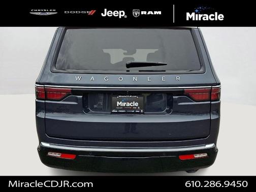 2025 Jeep Wagoneer Base