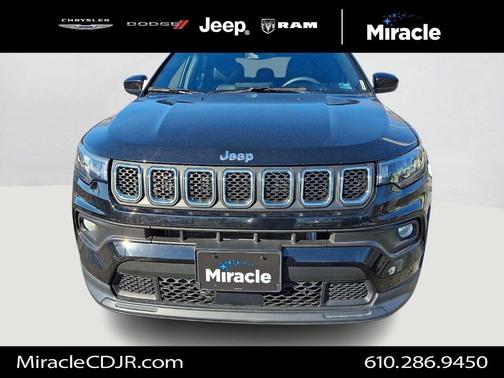 2023 Jeep Compass Latitude Lux