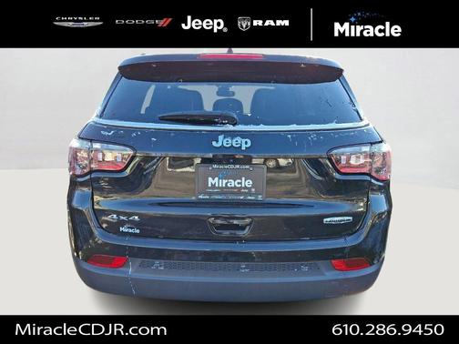 2023 Jeep Compass Latitude Lux