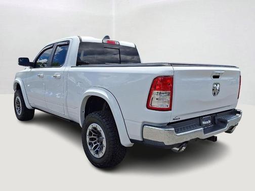 Bright White Clearcoat 2020 RAM 1500 Big Horn