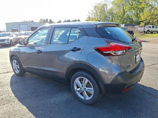 2020 Nissan Kicks S