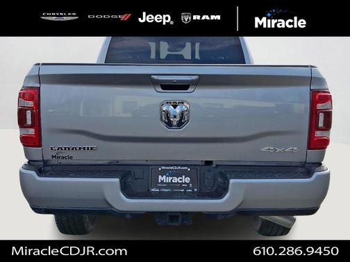 Billet Silver Metallic Clearcoat 2024 RAM 2500 Laramie