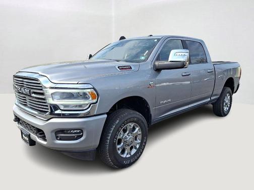Billet Silver Metallic Clearcoat 2024 RAM 2500 Laramie