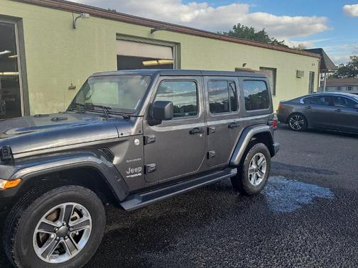2021 Jeep Wrangler Unlimited Sahara