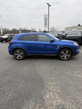 2025 Mitsubishi Outlander Sport ES