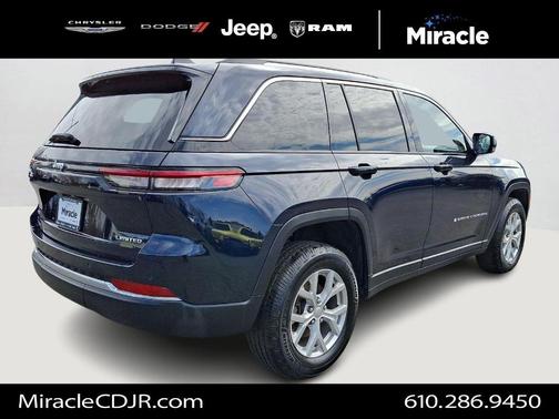 Midnight Sky 2023 Jeep Grand Cherokee Limited