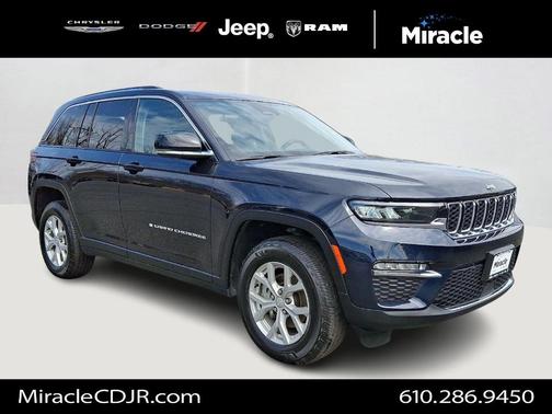 Midnight Sky 2023 Jeep Grand Cherokee Limited