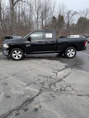2024 RAM 1500 Classic SLT