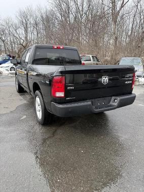 2024 RAM 1500 Classic SLT