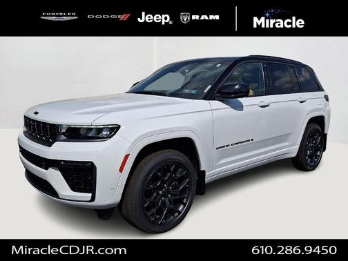 Bright White Clearcoat 2026 Jeep Grand Cherokee Summit