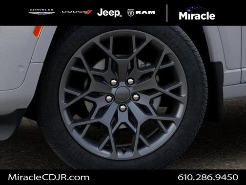 Bright White Clearcoat 2026 Jeep Grand Cherokee Summit